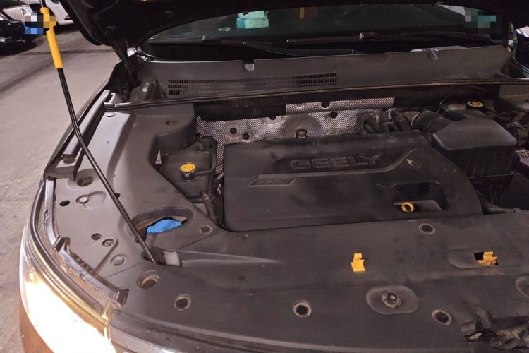 Used Geely Auto Vision X6 2016 1.3T CVT Flagship Model Engine Bay Right