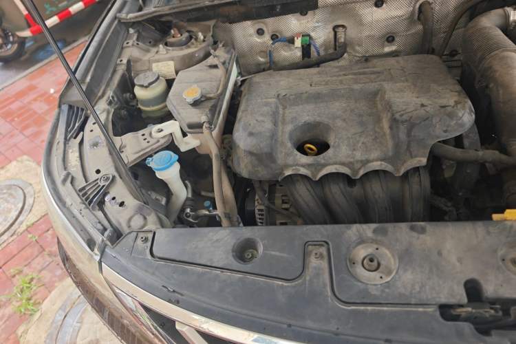 Used Geely Auto Vision X6 2016 1.8L Manual Luxury Model Engine Bay Right