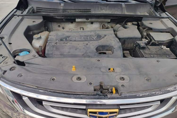 Used Geely Auto Vision X6 2016 1.3T CVT Flagship Model Engine Bay