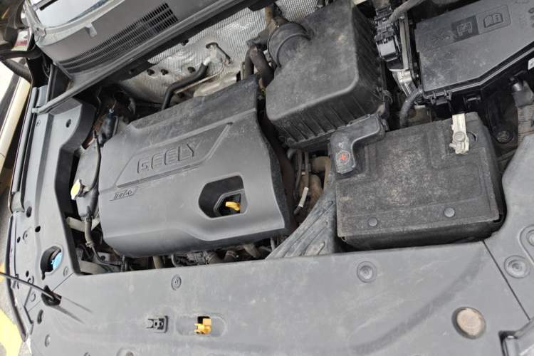 Used Geely Auto Vision X6 2016 1.3T CVT Luxury Model Engine Bay