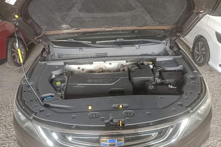 Used Geely Auto Vision X6 2016 1.3T CVT Luxury Model Engine Bay
