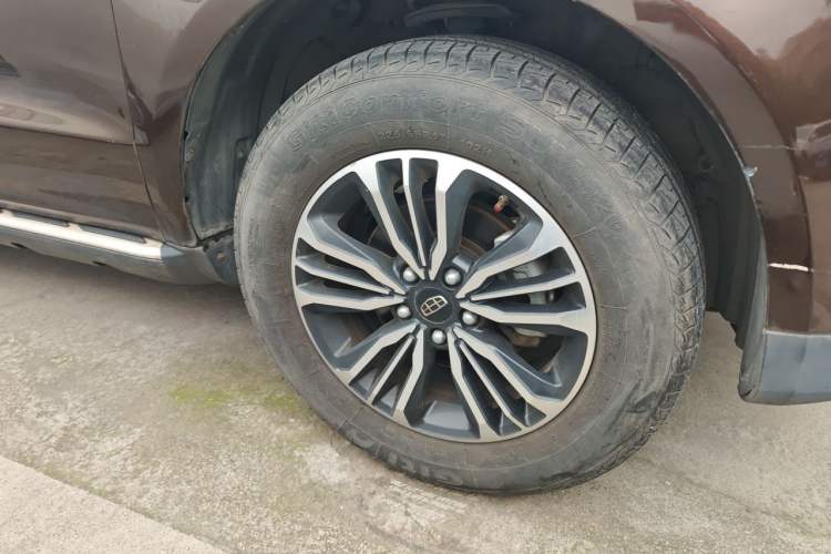 Used Geely Auto Vision X6 2016 1.3T CVT Flagship Model Exterior 1