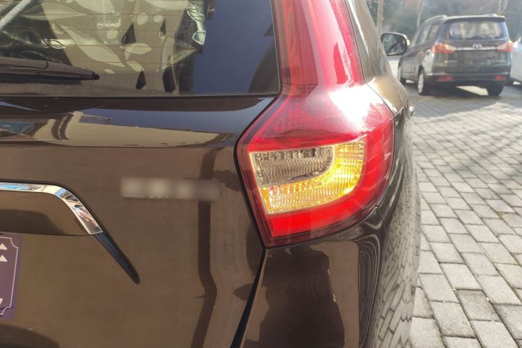 Used Geely Auto Vision X6 2016 1.8L Manual Luxury Model Exterior 2