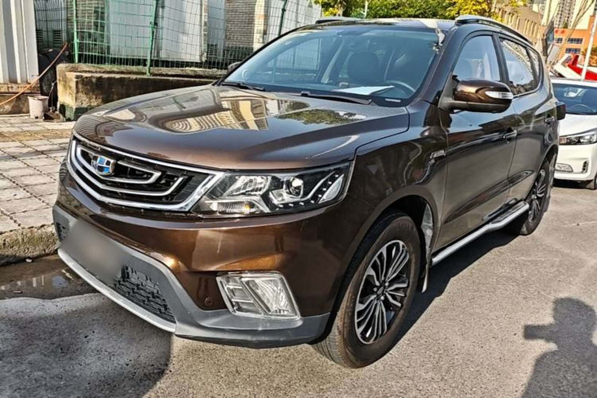Used Geely Auto Vision X6 2016 1.3T CVT Flagship Model Front Left 45 Deg