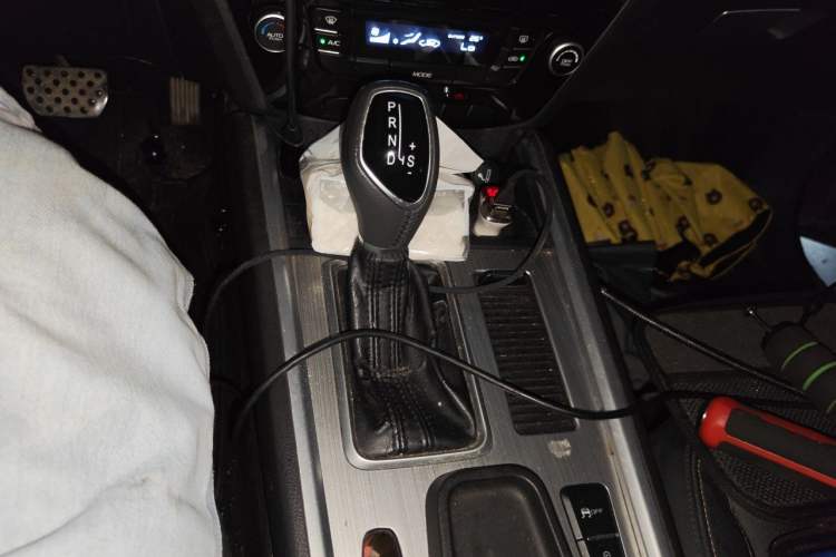 Used Geely Auto Vision X6 2016 1.3T CVT Luxury Model Gear Lever