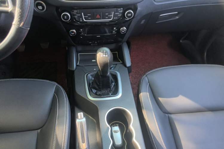 Used Geely Auto Vision X6 2016 1.8L Manual Luxury Model Gear Lever