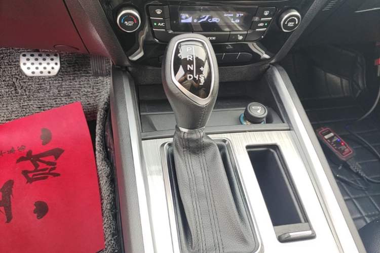 Used Geely Auto Vision X6 2016 1.3T CVT Flagship Model Gear Lever