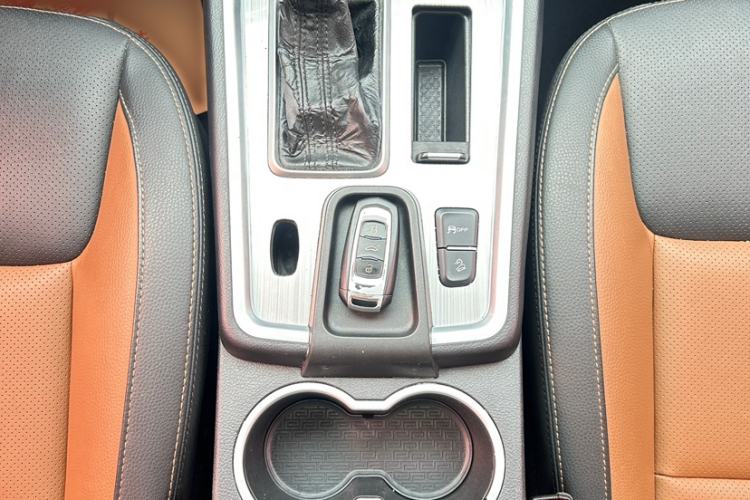 Used Geely Auto Vision X6 2016 1.3T CVT Flagship Model Gear Lever