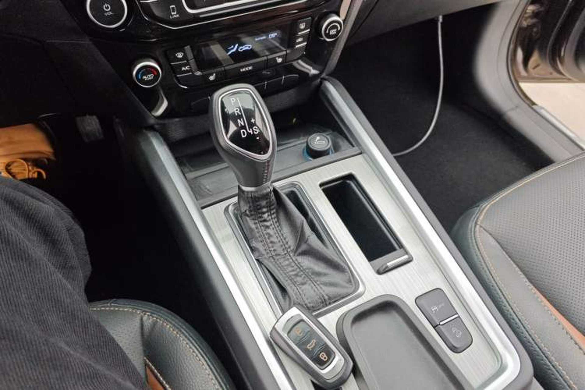 Used Geely Auto Vision X6 2016 1.3T CVT Flagship Model Gear Lever