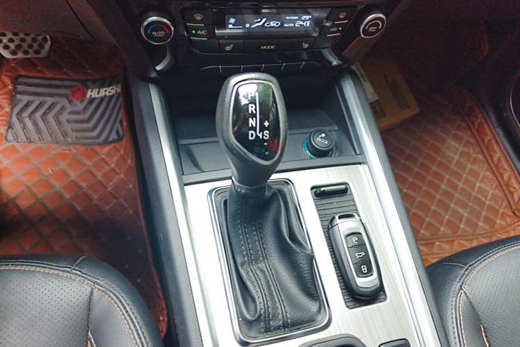 Used Geely Auto Vision X6 2016 1.3T CVT Flagship Model Gear Lever