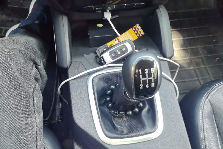 Used Geely Auto Vision X6 2016 1.8L Manual Luxury Model Gear Lever