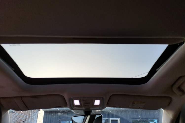 Used Geely Auto Vision X6 2016 1.3T CVT Flagship Model Headliner