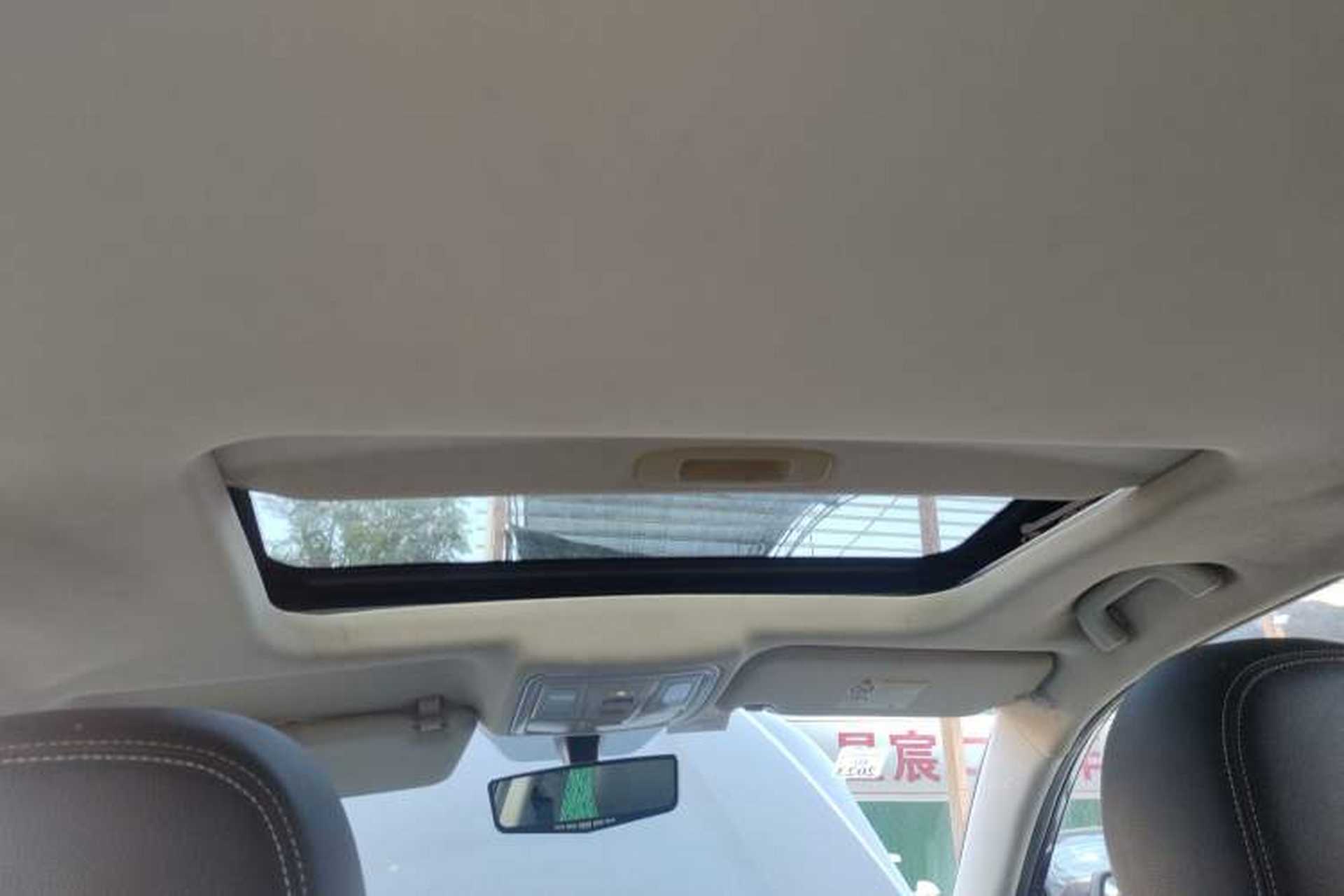 Used Geely Auto Vision X6 2016 1.8L Manual Luxury Model Headliner