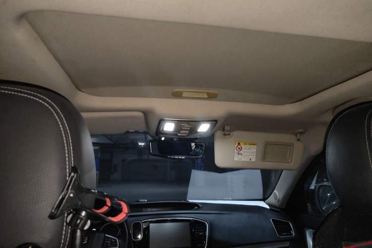 Used Geely Auto Vision X6 2016 1.8L Manual Luxury Model Headliner