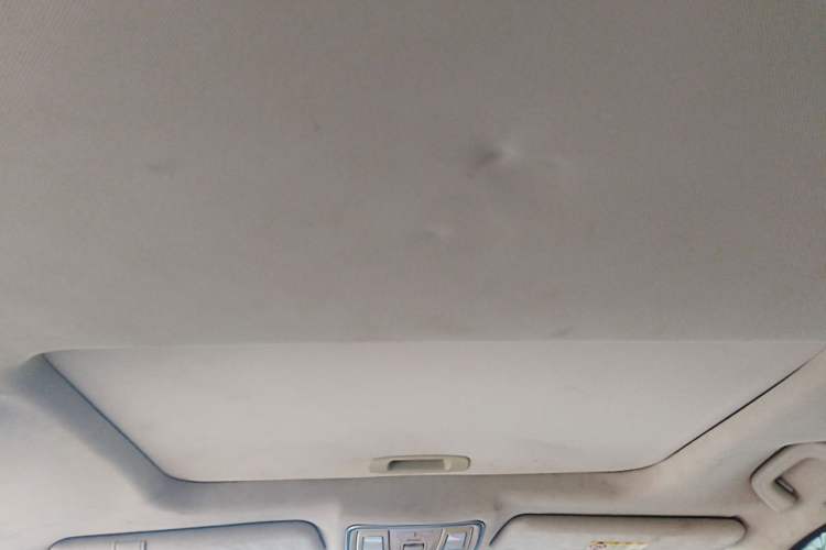 Used Geely Auto Vision X6 2016 1.3T CVT Flagship Model Headliner