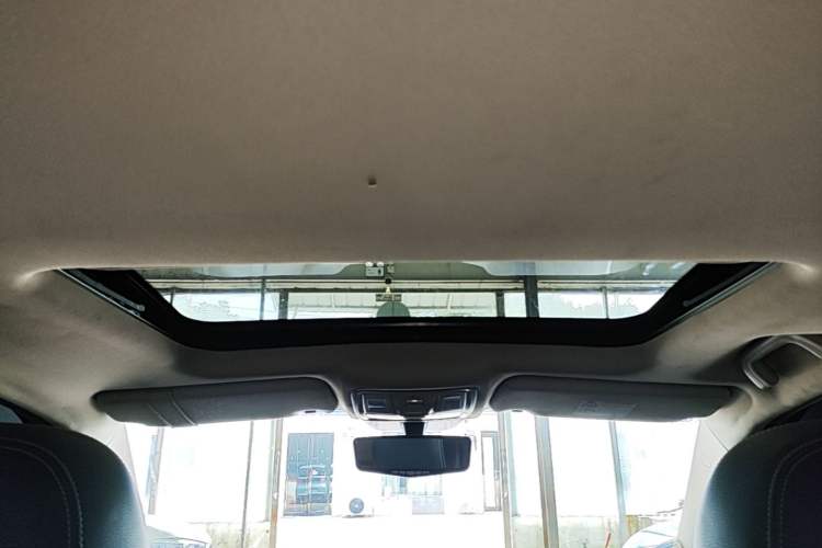 Used Geely Auto Vision X6 2016 1.8L Manual Luxury Model Headliner