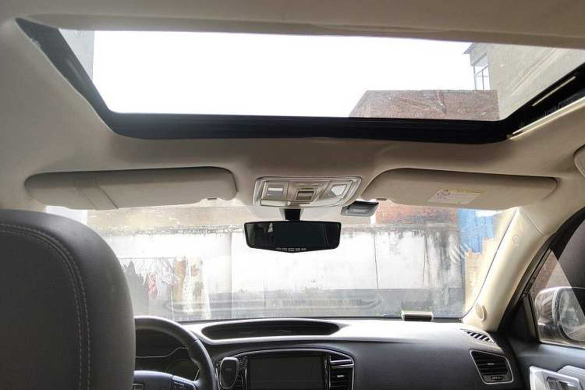 Used Geely Auto Vision X6 2016 1.8L Manual Luxury Model Headliner