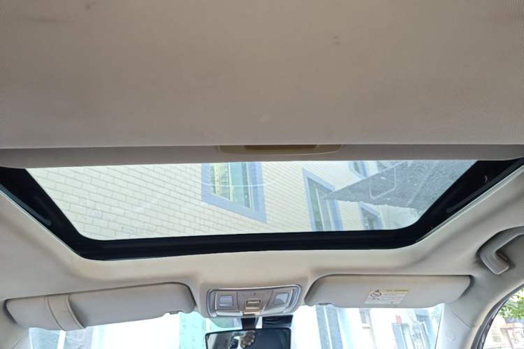 Used Geely Auto Vision X6 2016 1.8L Manual Luxury Model Headliner