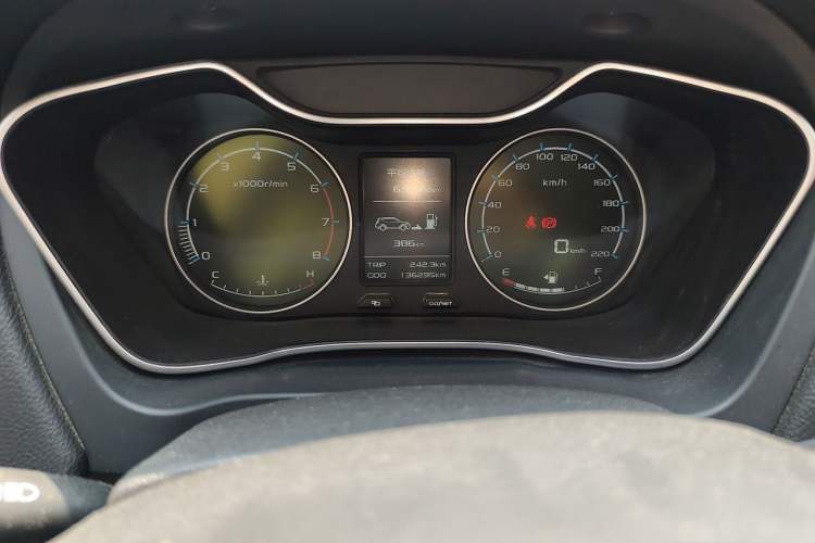 Used Geely Auto Vision X6 2016 1.8L Manual Luxury Model Instrument Cluster