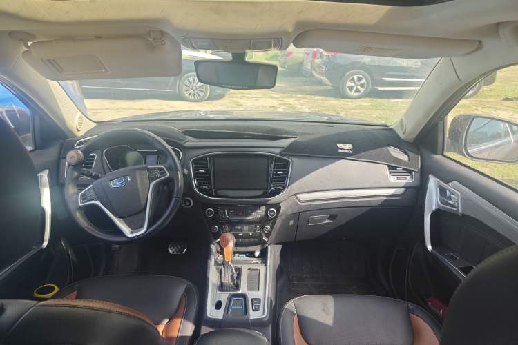 Used Geely Auto Vision X6 2016 1.3T CVT Flagship Model Interior 1