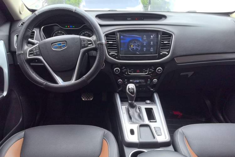 Used Geely Auto Vision X6 2016 1.3T CVT Luxury Model Interior 2