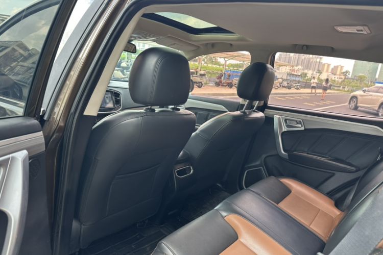 Used Geely Auto Vision X6 2016 1.3T CVT Flagship Model Interior 3