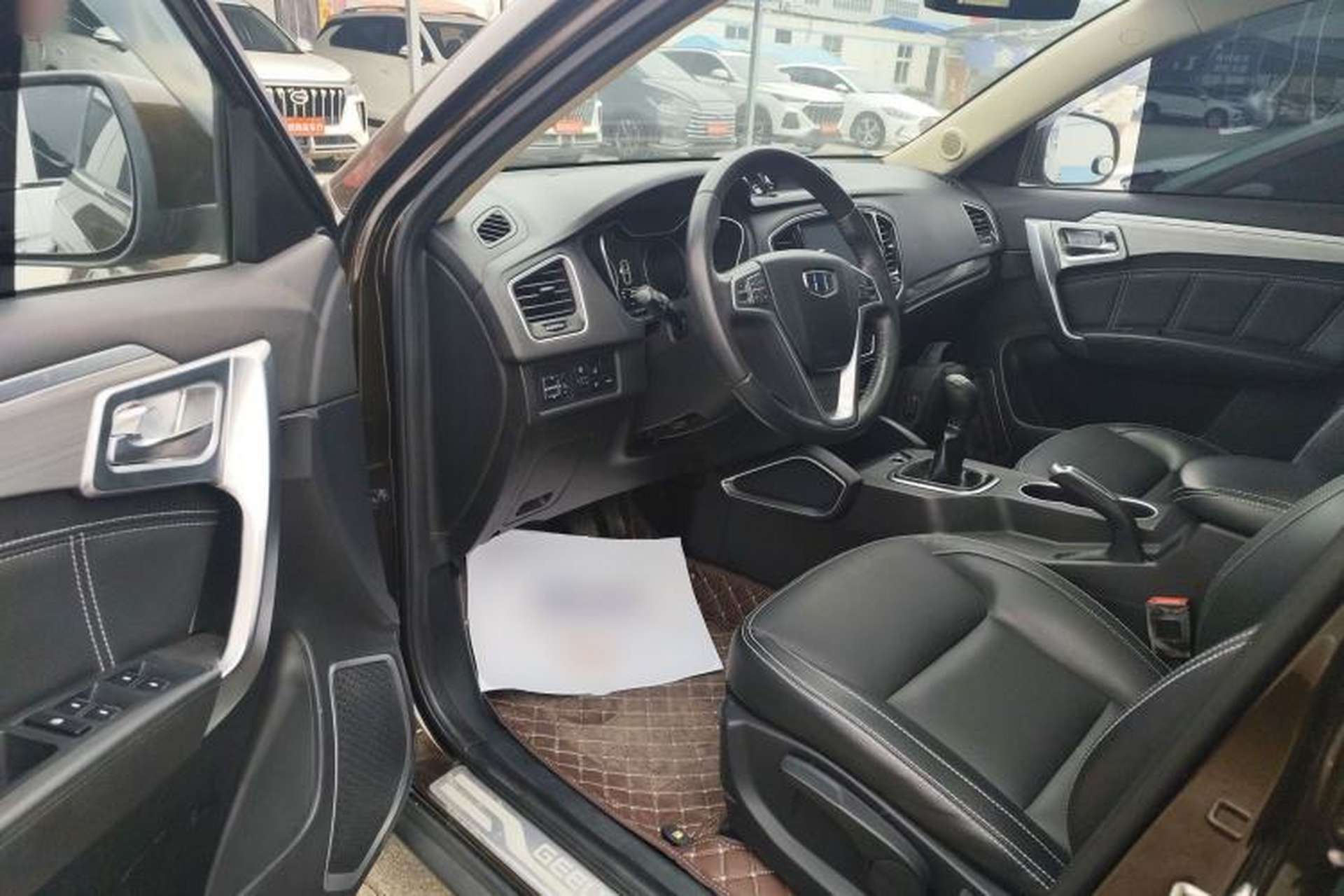 Used Geely Auto Vision X6 2016 1.8L Manual Luxury Model Interior 3
