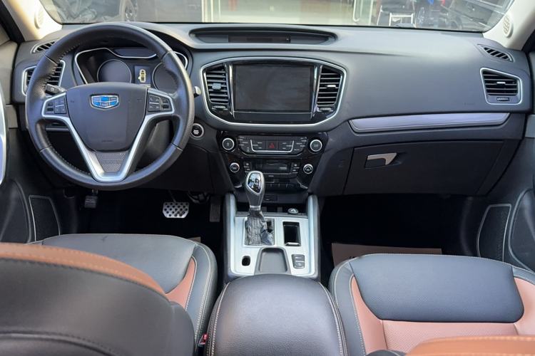 Used Geely Auto Vision X6 2016 1.3T CVT Luxury Model Interior 3