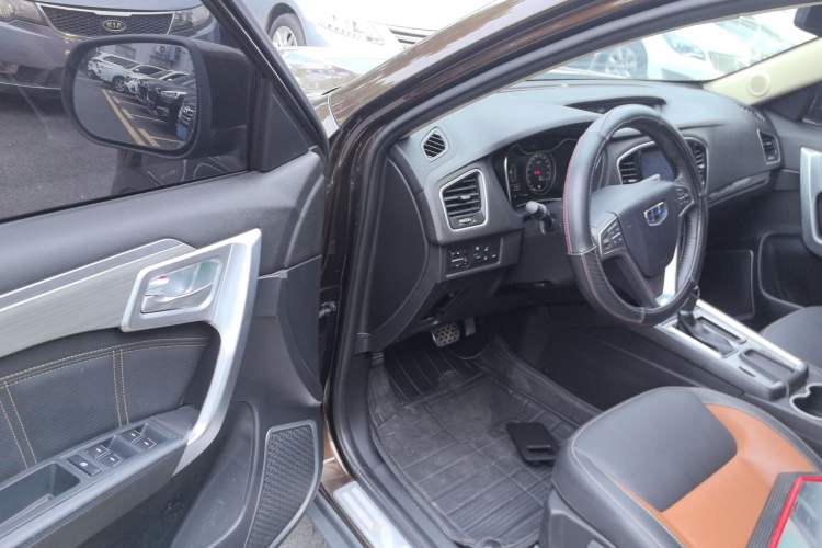 Used Geely Auto Vision X6 2016 1.3T CVT Luxury Model Interior 3