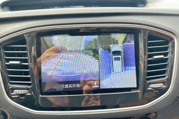 Used Geely Auto Vision X6 2016 1.3T CVT Flagship Model Interior 3