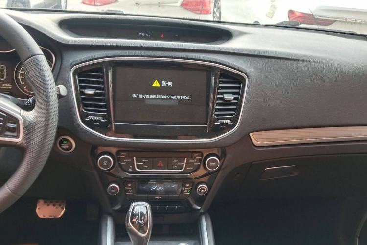 Used Geely Auto Vision X6 2016 1.3T CVT Luxury Model Interior 3