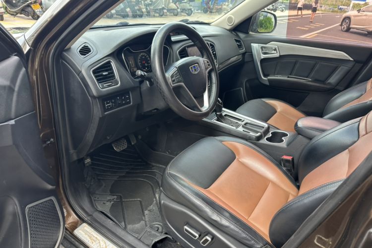 Used Geely Auto Vision X6 2016 1.3T CVT Flagship Model Interior 4
