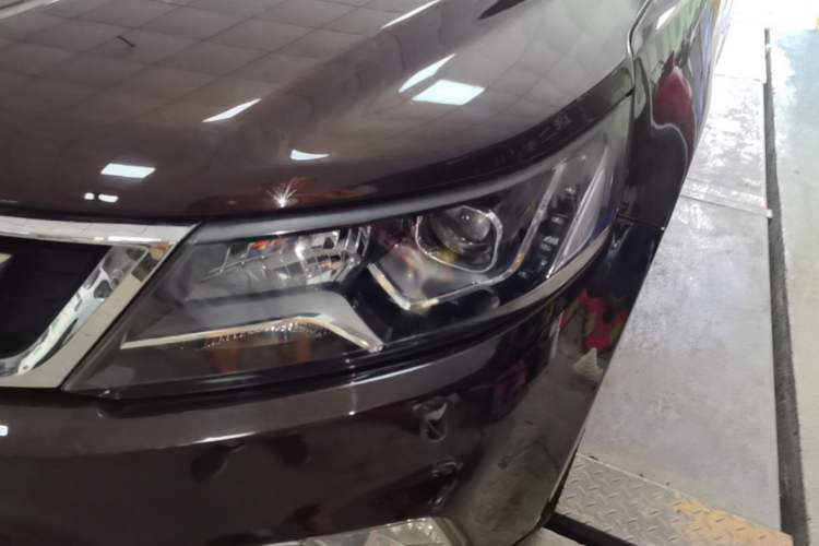 Used Geely Auto Vision X6 2016 1.3T CVT Flagship Model Left Front Headlight