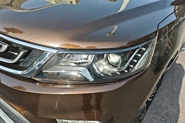 Used Geely Auto Vision X6 2016 1.3T CVT Flagship Model Left Front Headlight