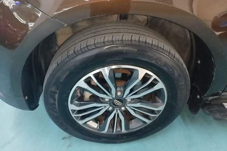 Used Geely Auto Vision X6 2016 1.8L Manual Luxury Model Left Front Wheel Hub