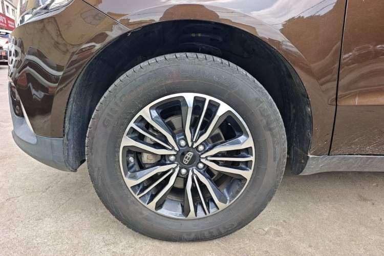 Used Geely Auto Vision X6 2016 1.3T CVT Flagship Model Left Front Wheel Hub
