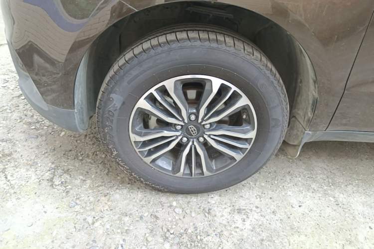 Used Geely Auto Vision X6 2016 1.8L Manual Luxury Model Left Front Wheel Hub