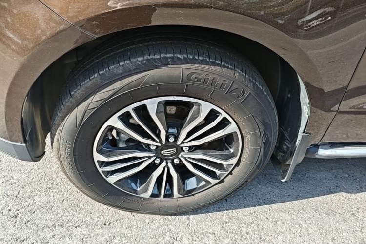 Used Geely Auto Vision X6 2016 1.3T CVT Flagship Model Left Front Wheel Hub