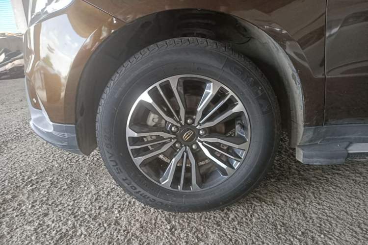 Used Geely Auto Vision X6 2016 1.3T CVT Luxury Model Left Front Wheel Hub