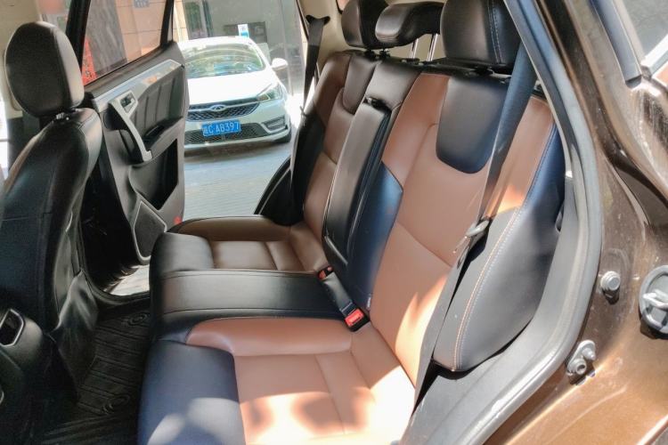Used Geely Auto Vision X6 2016 1.3T CVT Flagship Model Left Rear Seat