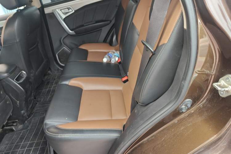 Used Geely Auto Vision X6 2016 1.3T CVT Flagship Model Left Rear Seat