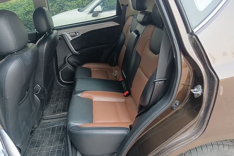 Used Geely Auto Vision X6 2016 1.3T CVT Flagship Model Left Rear Seat