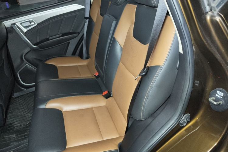 Used Geely Auto Vision X6 2016 1.3T CVT Flagship Model Left Rear Seat