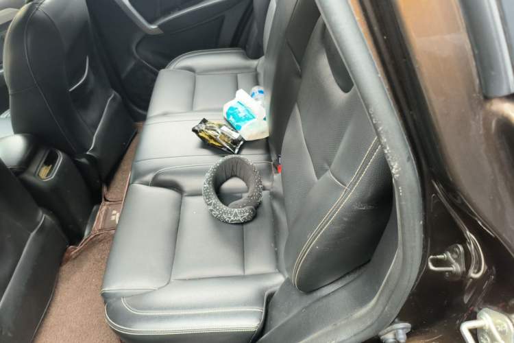 Used Geely Auto Vision X6 2016 1.8L Manual Luxury Model Left Rear Seat