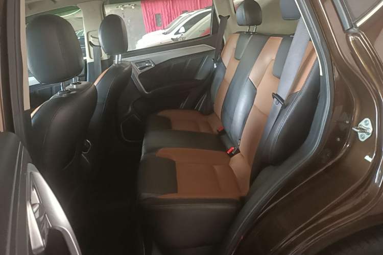 Used Geely Auto Vision X6 2016 1.3T CVT Luxury Model Left Rear Seat