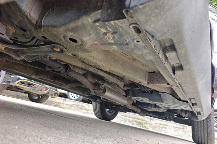 Used Geely Auto Vision X6 2016 1.3T CVT Flagship Model Left Side Sill