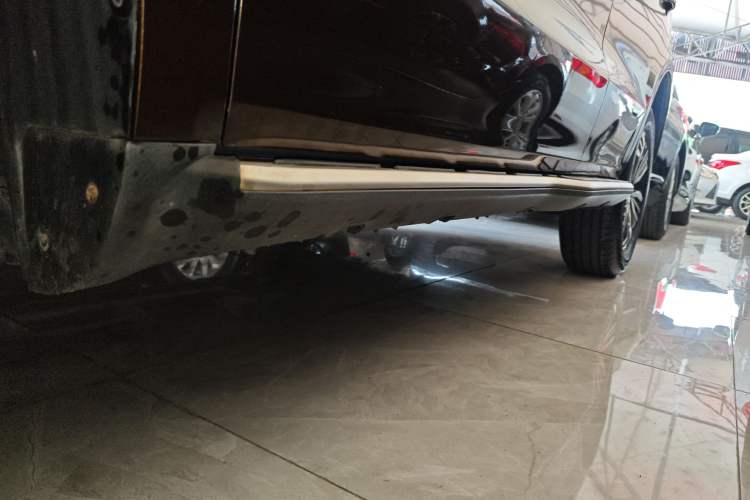 Used Geely Auto Vision X6 2016 1.3T CVT Flagship Model Left Side Sill