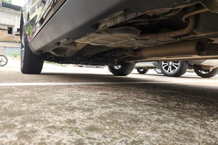 Used Geely Auto Vision X6 2016 1.3T CVT Luxury Model Left Side Sill