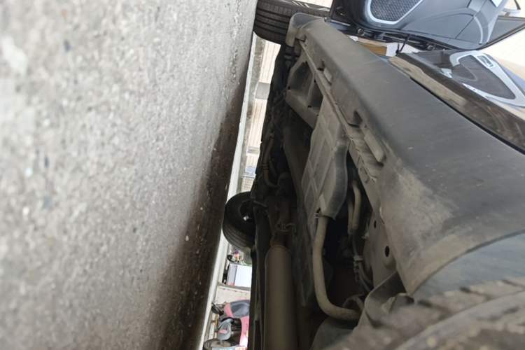 Used Geely Auto Vision X6 2016 1.8L Manual Luxury Model Left Side Sill