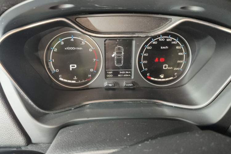 Used Geely Auto Vision X6 2016 1.3T CVT Flagship Model Odometer Close Up